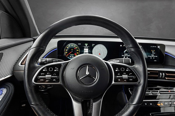 Mercedes-Benz EQC400 11 of 26