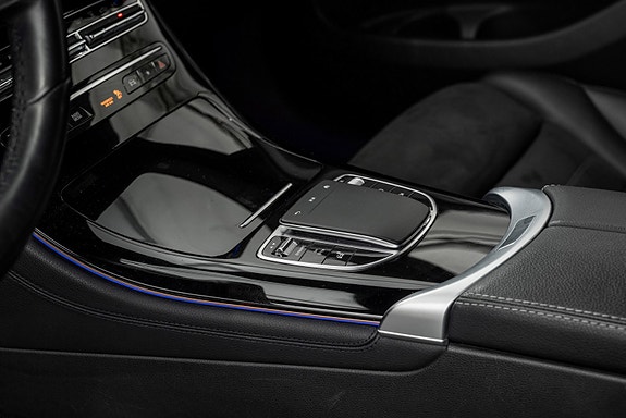 Mercedes-Benz EQC400 20 of 26
