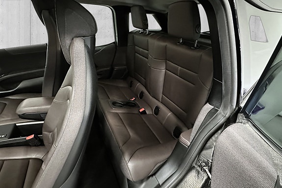 BMW i3s 10 of 14