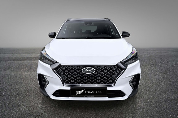 Hyundai Tucson 2 of 19