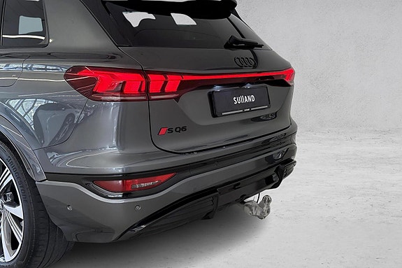 Audi SQ6 e-tron 25 of 30