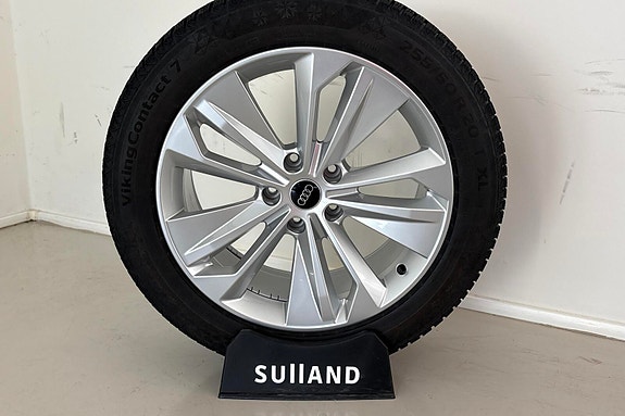 Audi SQ6 e-tron 28 of 30