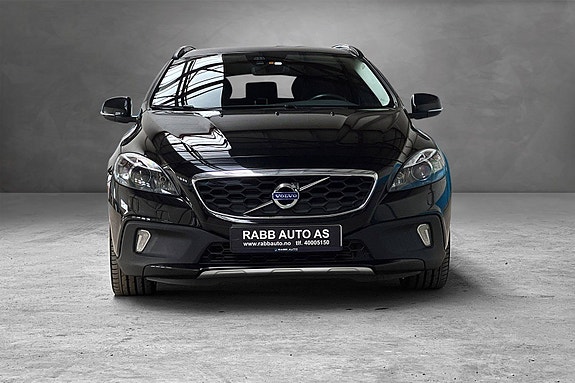 Volvo V40 Cross Country 3 of 30