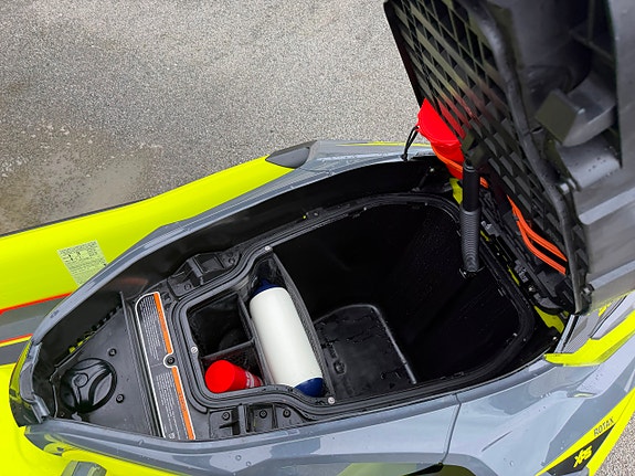 Sea-Doo RXT-X 300 RS (2019) - 300 HK  Neon Yellow - kun  110 timer 6 of 14