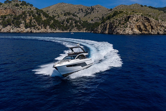 Fairline Squadron 58 - Vises under Cannes Yachting Festival 2026 4 of 25