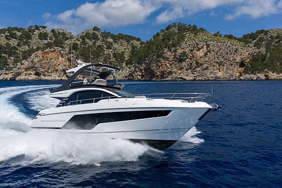 Fairline Squadron 58 - Vises under Cannes Yachting Festival 2026 2 of 25