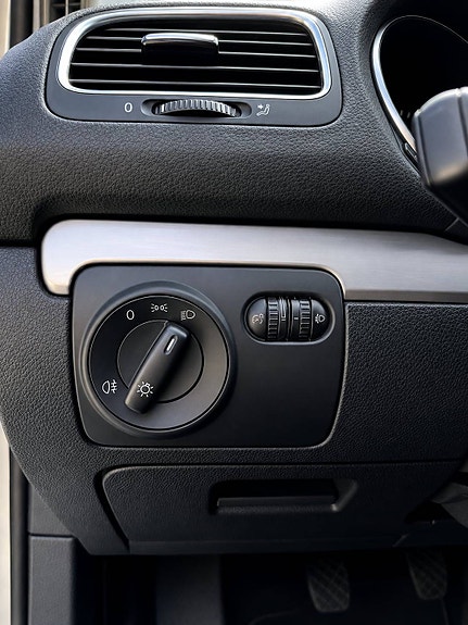 Volkswagen Golf VI 23 of 23