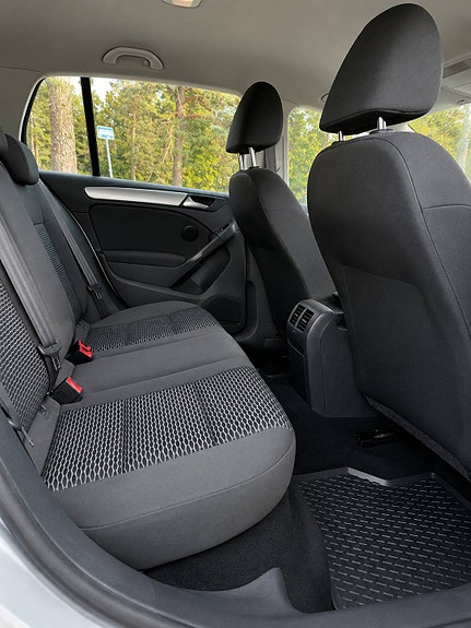 Volkswagen Golf VI 14 of 23