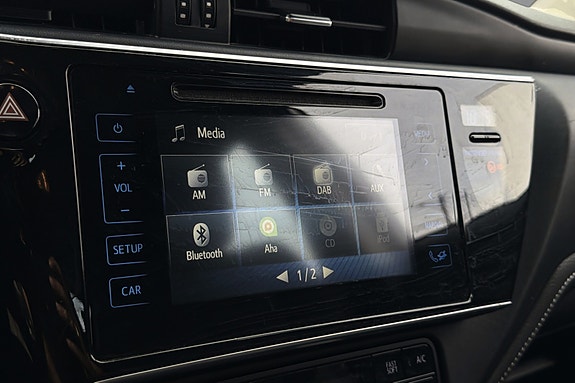 Toyota Auris 30 of 30