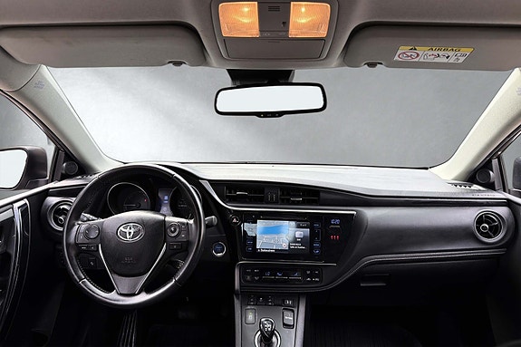 Toyota Auris 20 of 30