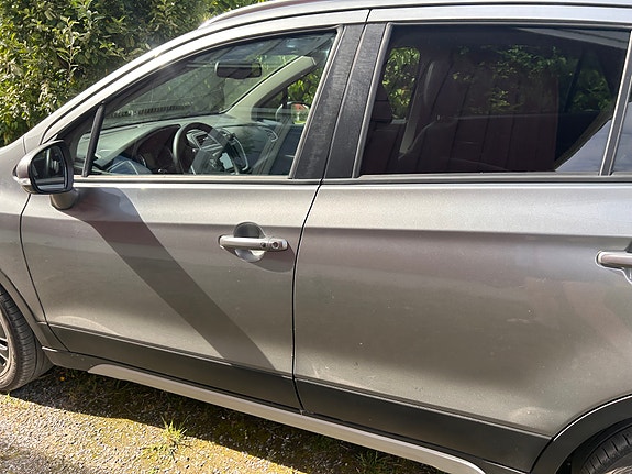 Suzuki SX4 S-Cross 5 of 12