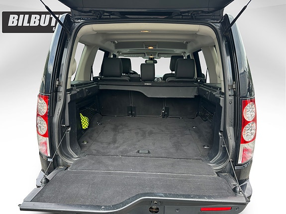 Land Rover Discovery 24 of 24