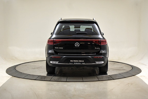 Mercedes-Benz EQB300 8 of 27