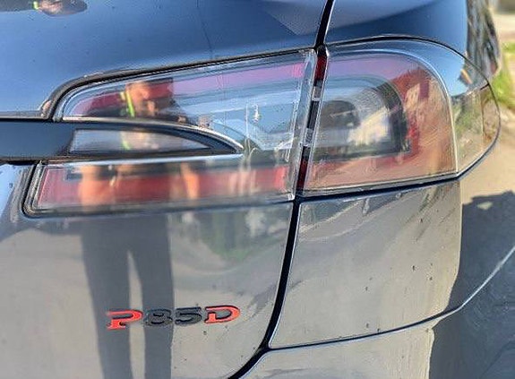 Tesla Model S 7 of 30