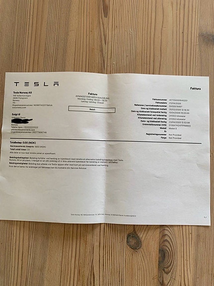 Tesla Model S 18 of 30