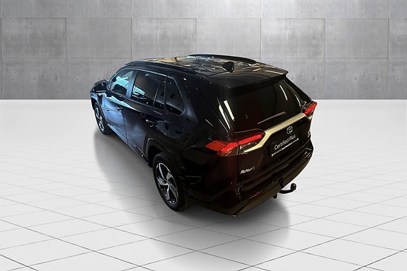 Toyota RAV4 Plug-in Hybrid 22 of 22