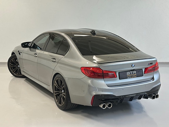 BMW M5 4 of 30