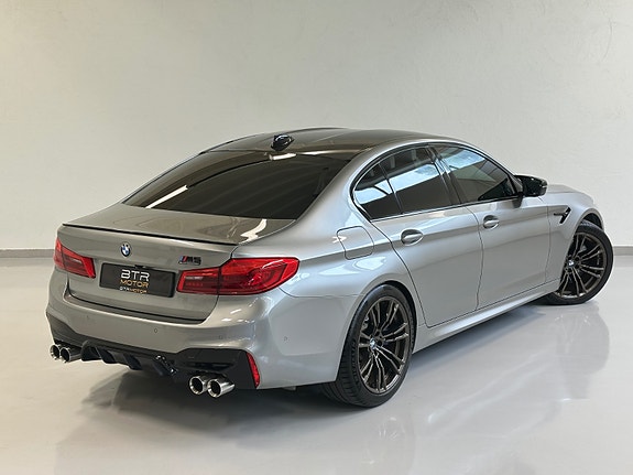 BMW M5 7 of 30