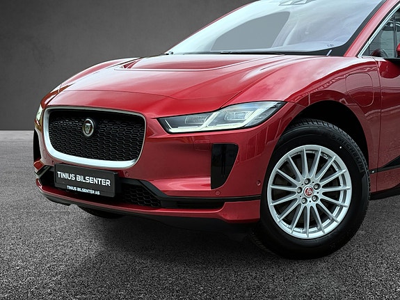 Jaguar I-PACE 4 of 28