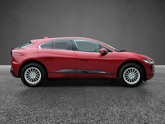 Jaguar I-PACE 12 of 28