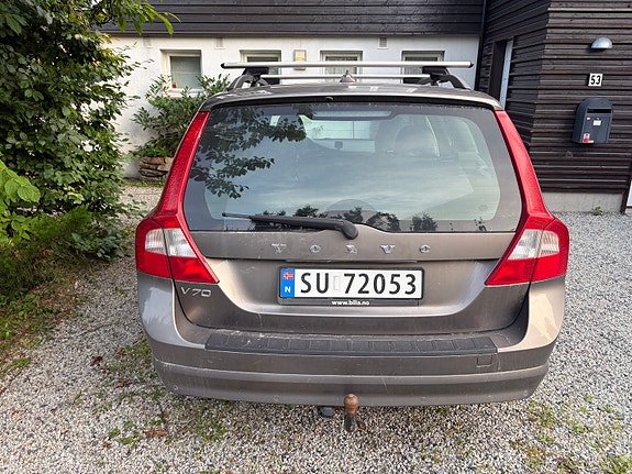 Volvo V70 4 of 8