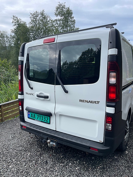 Renault Trafic 9 of 9