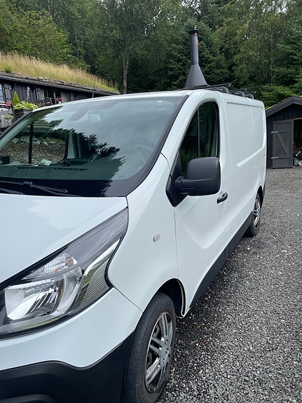 Renault Trafic 5 of 9