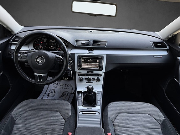 Volkswagen Passat Alltrack 14 of 25