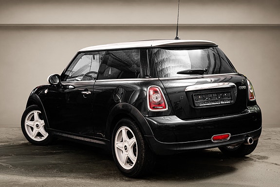 MINI Cooper 2 of 21