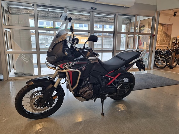 Honda CRF 1100L Africa Twin 9 of 14