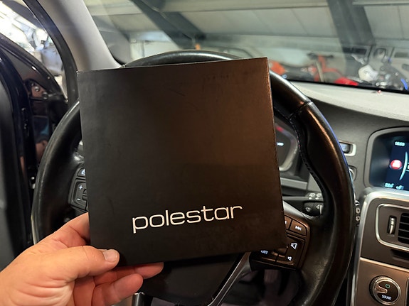 Volvo V60 16 of 16