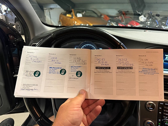 Volvo V60 15 of 16