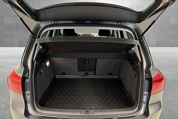 Volkswagen Tiguan 18 of 24