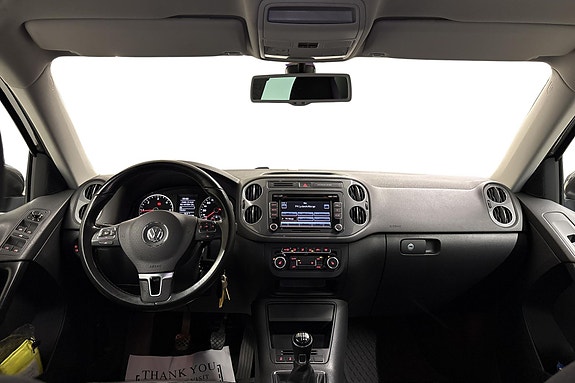 Volkswagen Tiguan 9 of 24