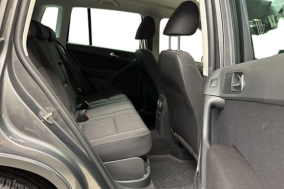 Volkswagen Tiguan 17 of 24