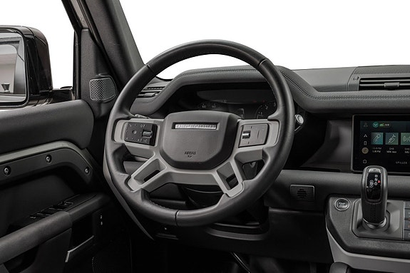 Land Rover Defender 110 10 of 30