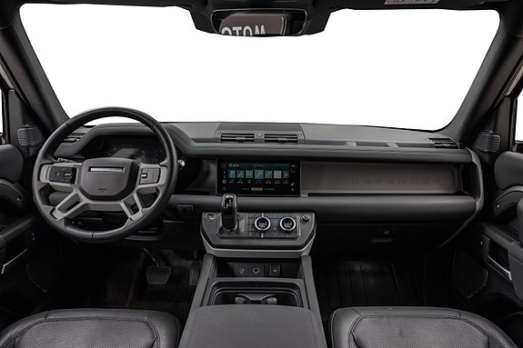Land Rover Defender 110 7 of 30