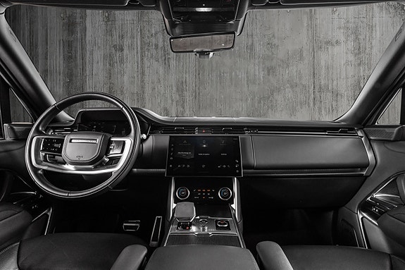 Land Rover Range Rover 29 of 30