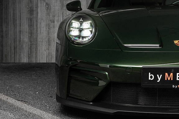 Porsche 911 GT3 16 of 30