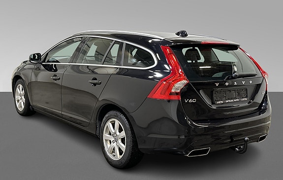 Volvo V60 4 of 19