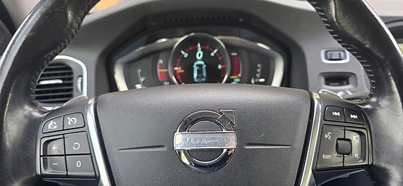 Volvo V60 18 of 19