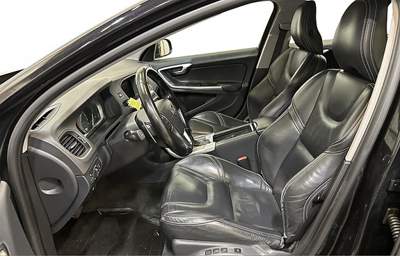 Volvo V60 6 of 19