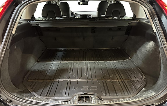 Volvo V60 10 of 19