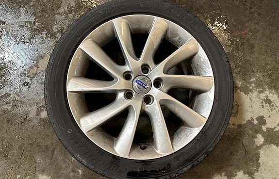 Volvo V60 12 of 19
