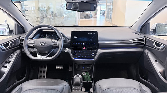 Hyundai IONIQ 20 of 30