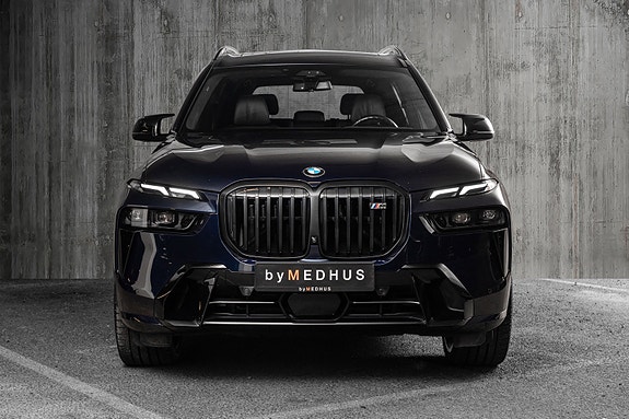 BMW X7 7 of 30