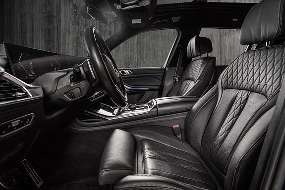BMW X7 19 of 30