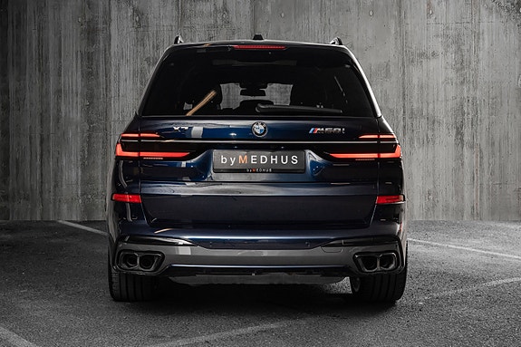 BMW X7 6 of 30