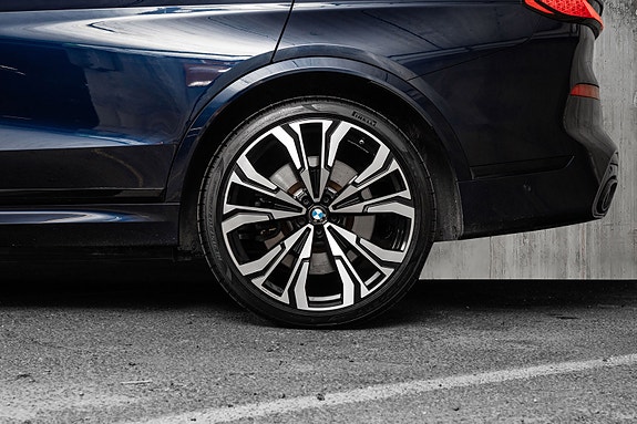 BMW X7 16 of 30
