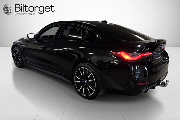 BMW i4 9 of 30